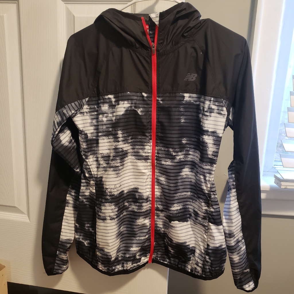 New Balance Womens Windbreaker Like New